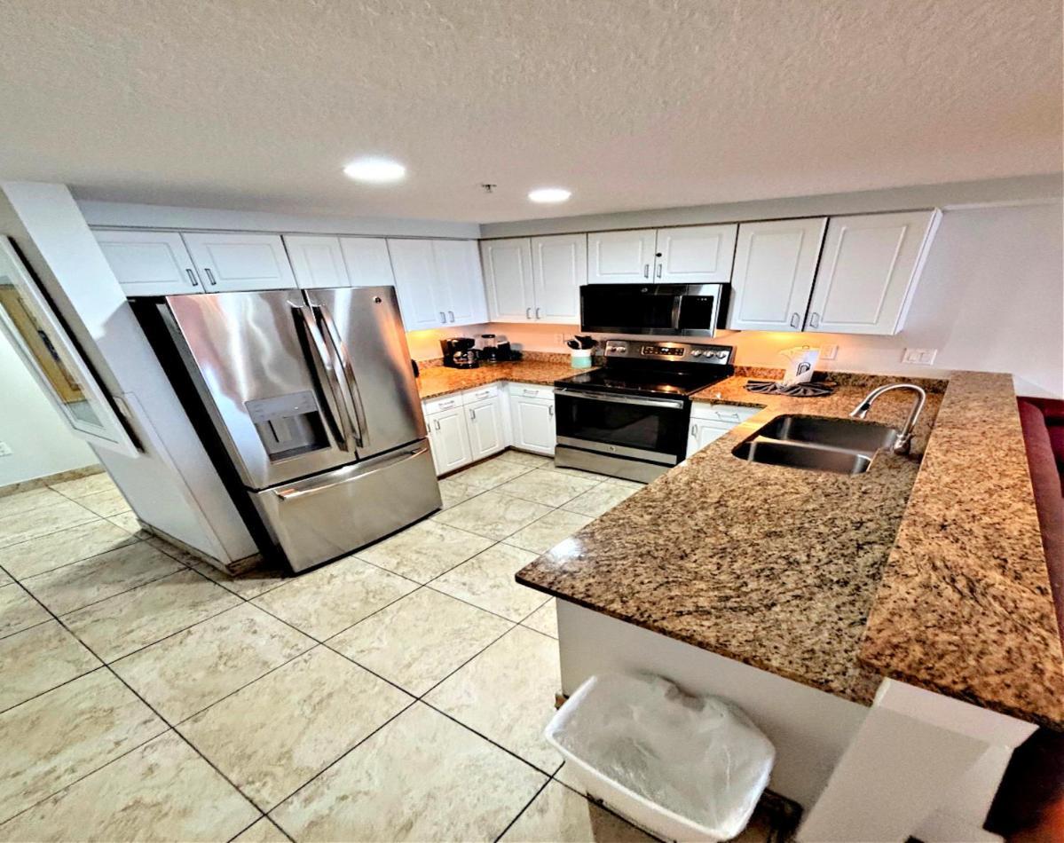 2 Bedroom Direct Oceanfront Wyndham Ocean Walk Daytona Beach 2226-0 Extérieur photo