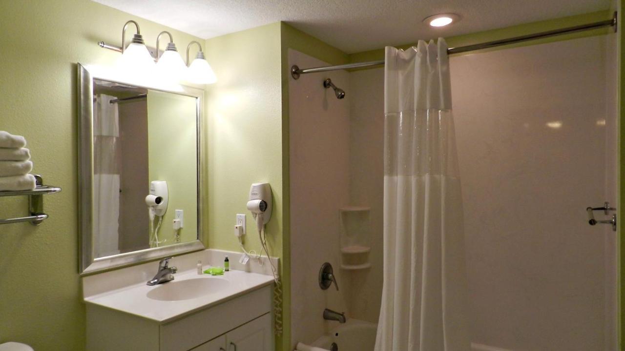 2 Bedroom Direct Oceanfront Wyndham Ocean Walk Daytona Beach 2226-0 Extérieur photo